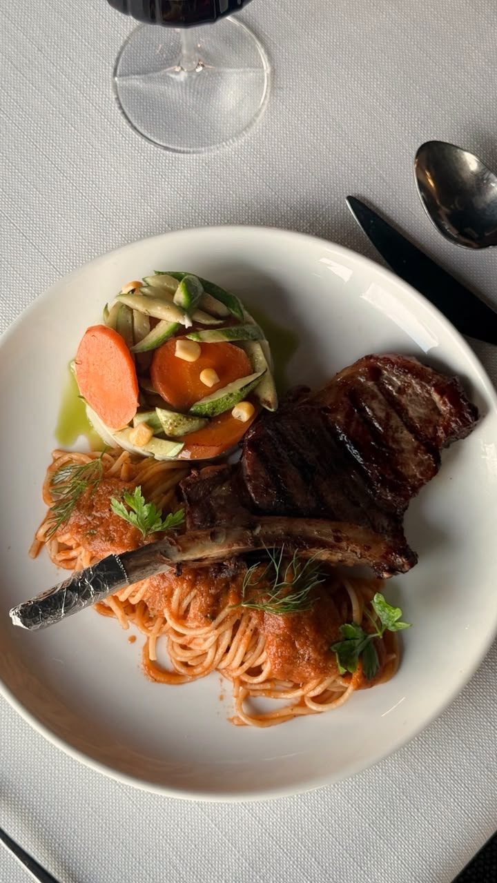 Tomahawk Steak